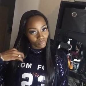 Meet your Posher, Kyia