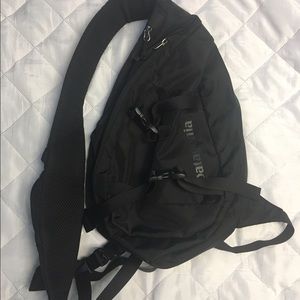 Patagonia Sling (black) atom 8L