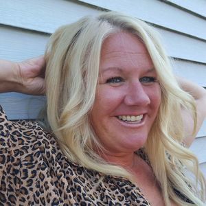 Meet your Posher, Michele