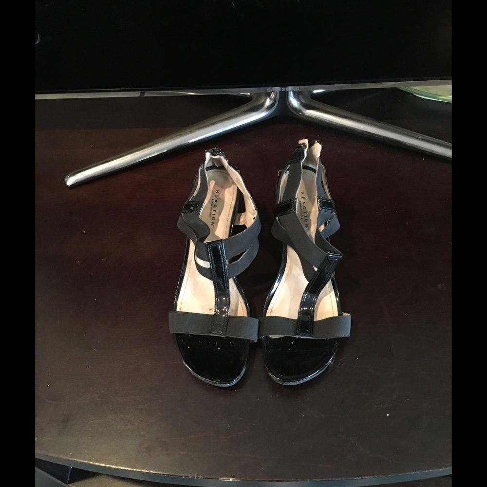 Kenneth Cole Reaction Platform Sandals