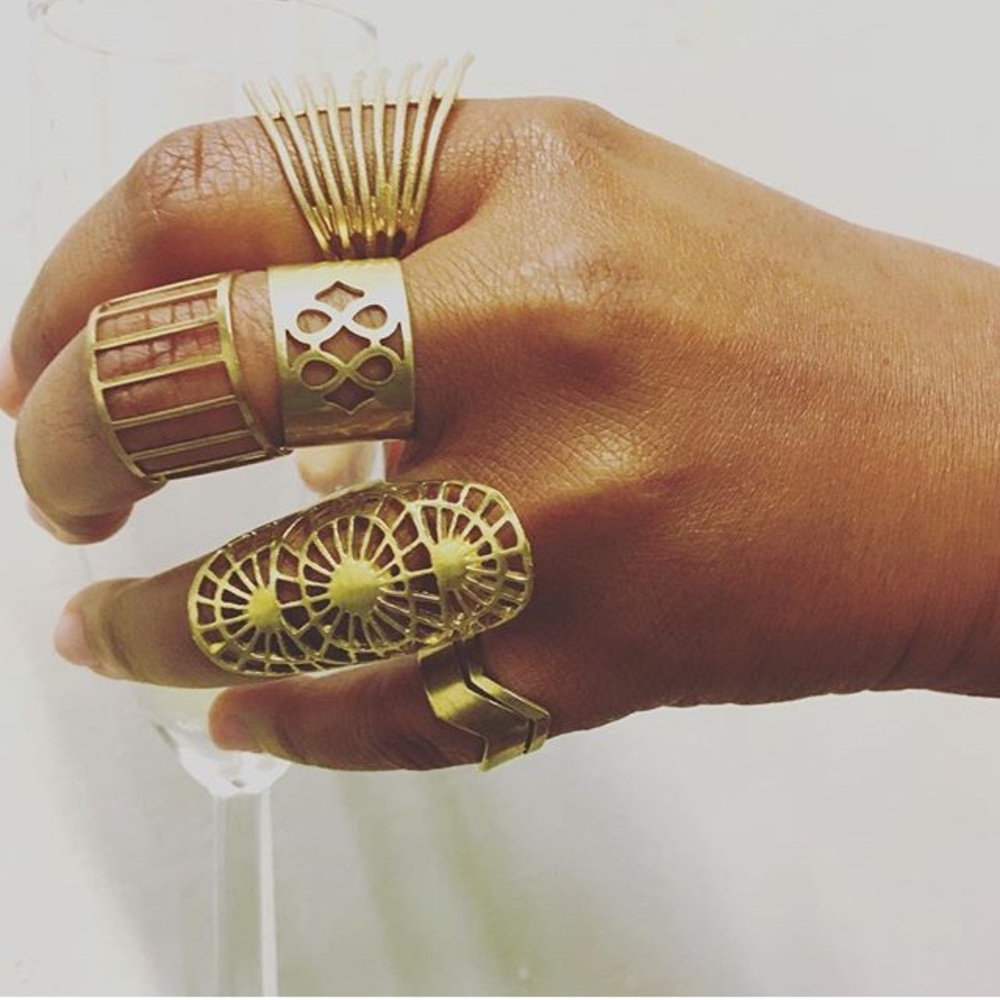 Adjustable brass rings