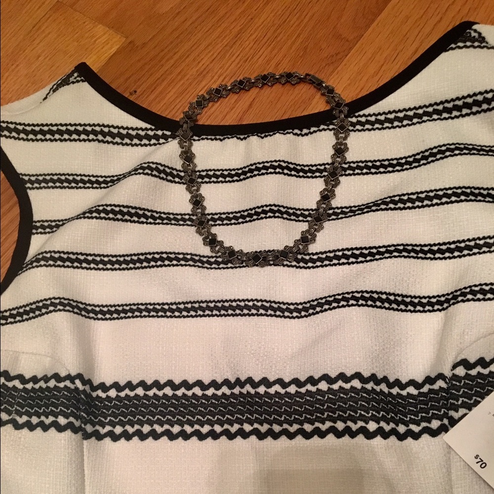 Sleeveless Dress!!!! - Picture 5 of 5