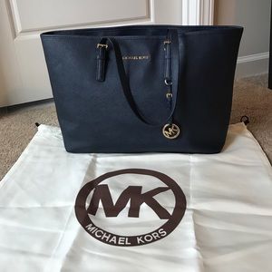 MICHAEL KORS navy blue Jet Tote