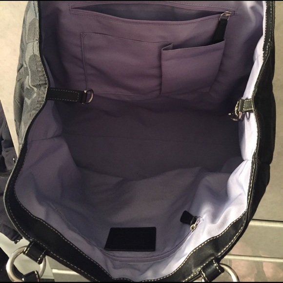 Coach purse - Picture 3 of 5