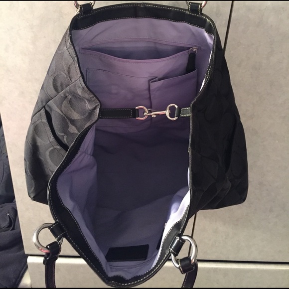 Coach purse - Picture 5 of 5