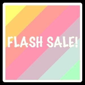 🍀LAST HR!! $7 off ALL LulaRoe Items🍀