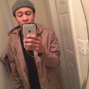 Meet your Posher, Dennis