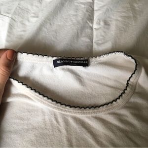 brandy melville embroidery trim t shirt 💖
