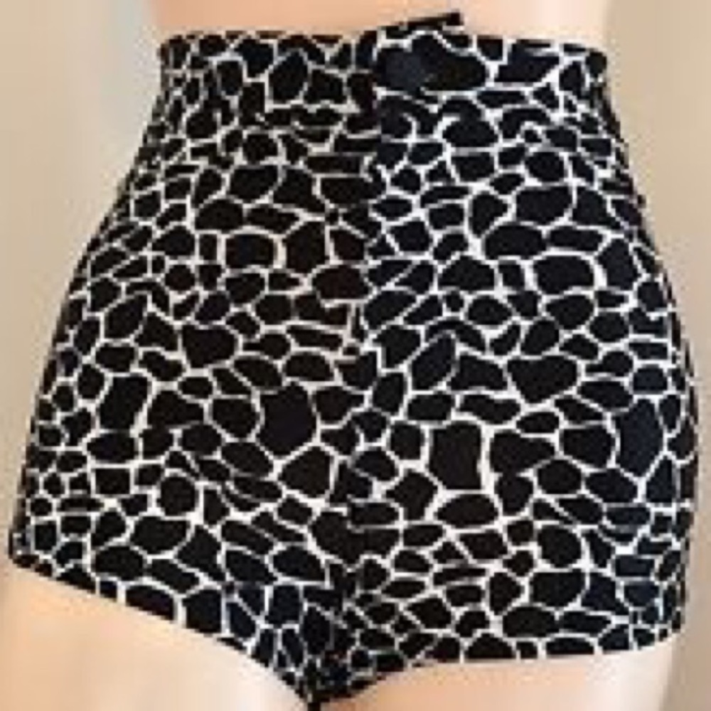 AA Giraffe print disco shorts brand new no tags