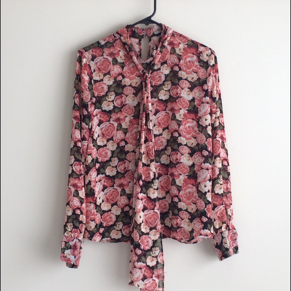 Floral tie neck blouse~ Forever 21 ~medium