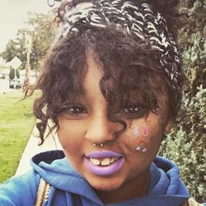 Meet your Posher, Bailey