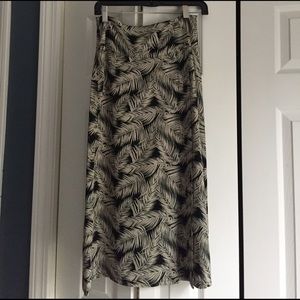 💐FINAL PRICE💐 Skirt size 2