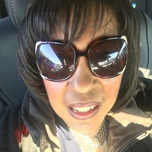 Meet your Posher, Patricia