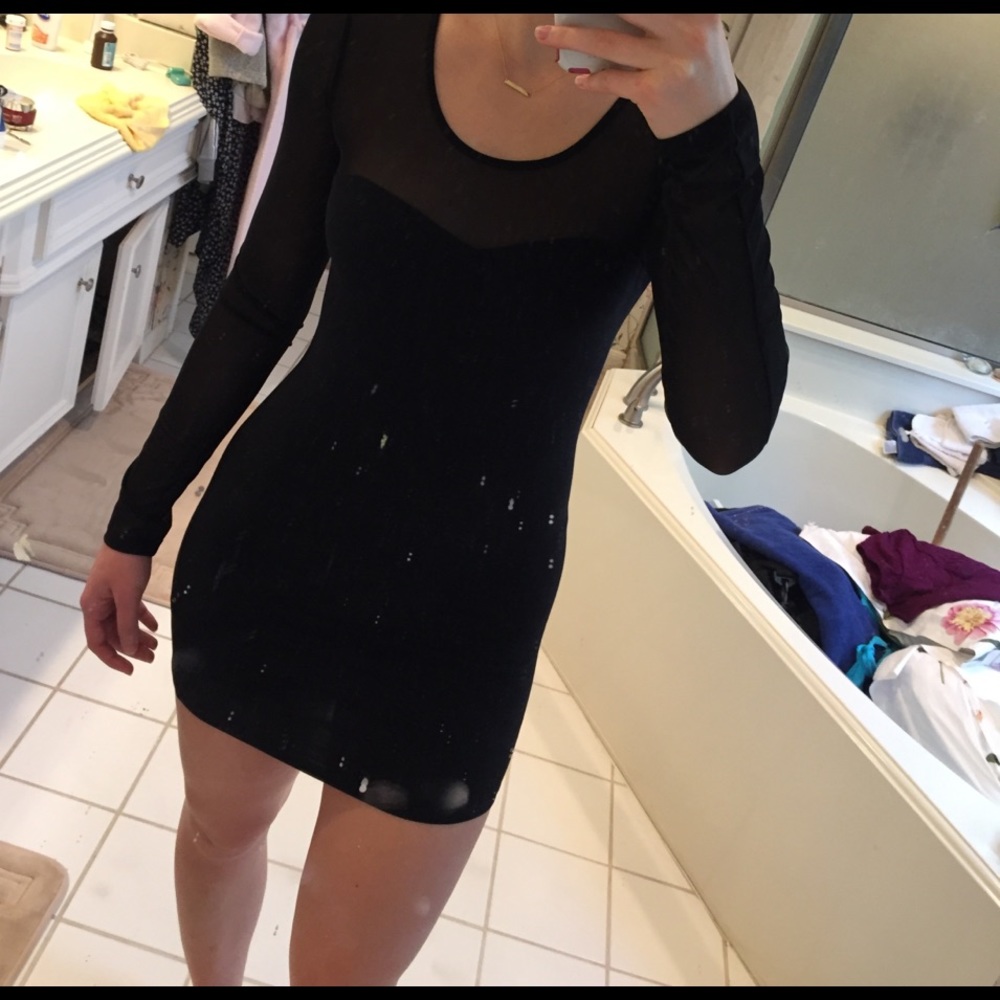 XXI black bodycon dress