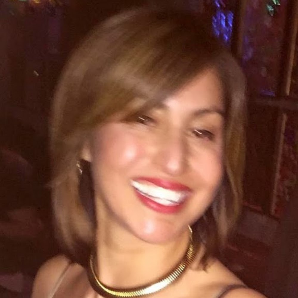 Meet your Posher, Gayle