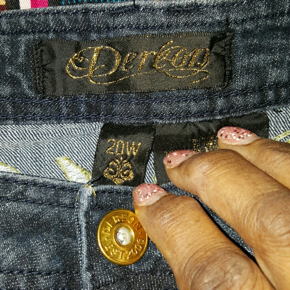 Dereon  shorts