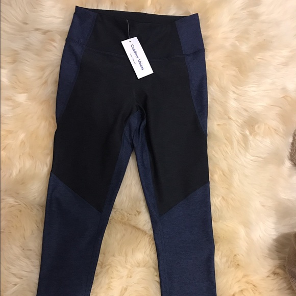 Outdoor Voices Leggings - Picture 2 of 3