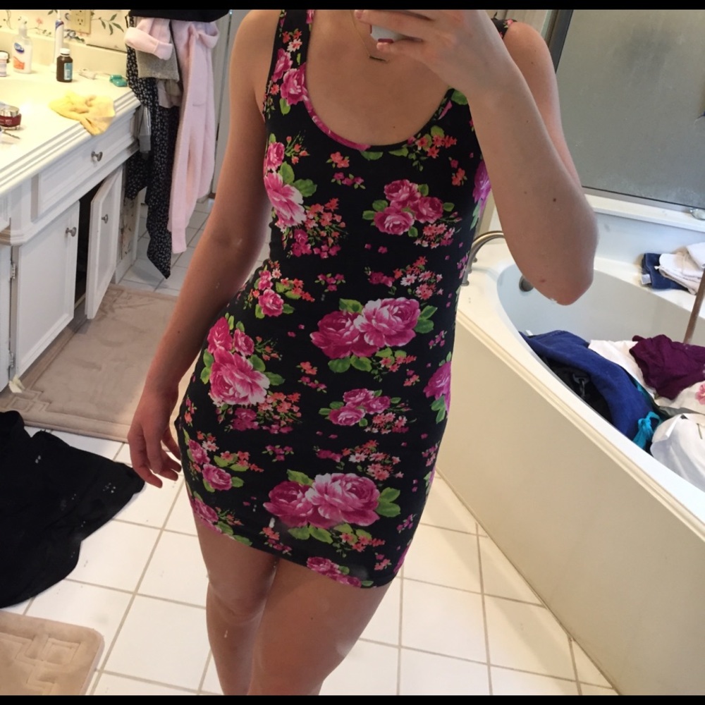 🌺FLORAL🌺 bodycon summer dress