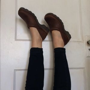 FRYE clogs Sz 8 Never Worn