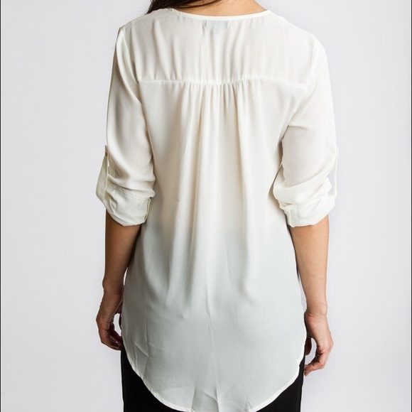Gold Zipper Front Blouse in White - Picture 4 of 4