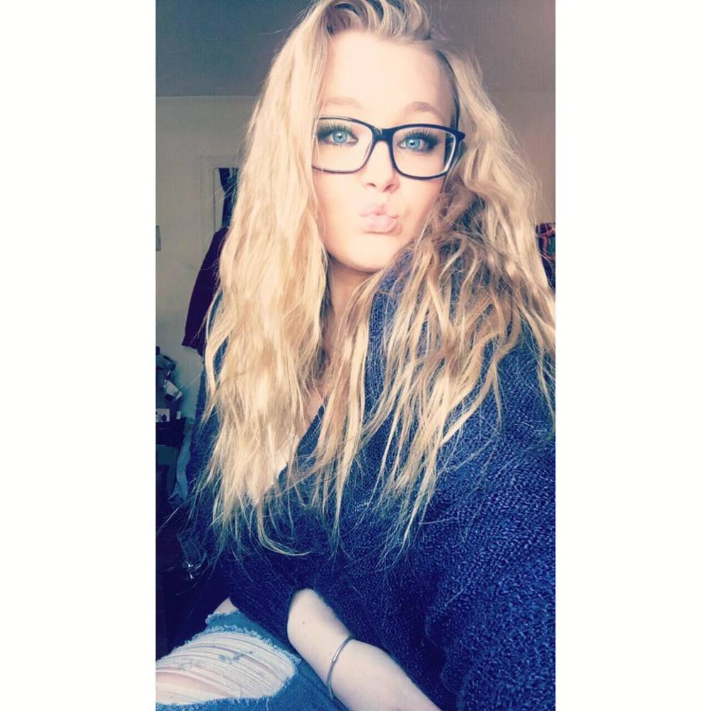 Meet your Posher, Kaitlyn