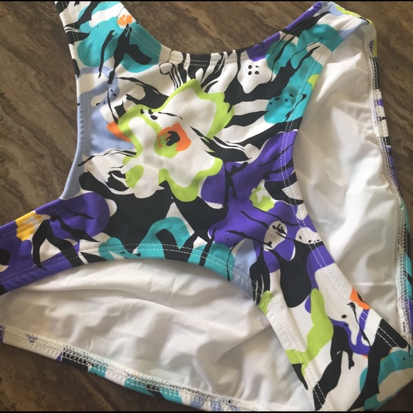BEACH RAYS SWIMSUIT SEXY ONE PIECE SIZE 2/3 💰SALE - Picture 3 of 5