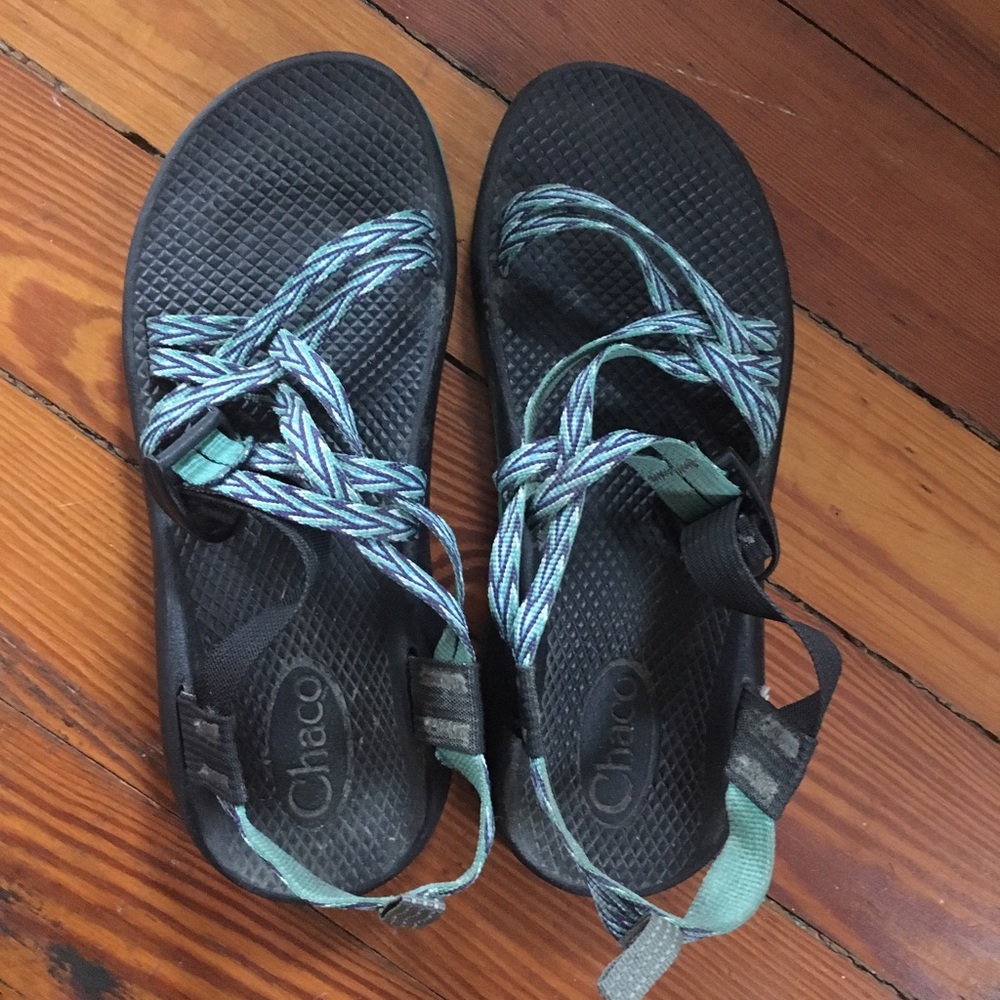 SOLD Kids Chacos Size 6