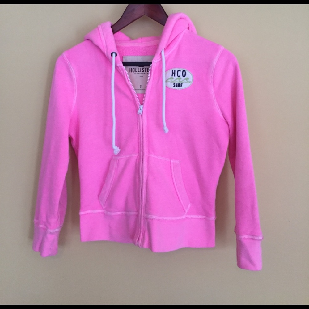 Cropped 3/4 sleeve hollister hoodie