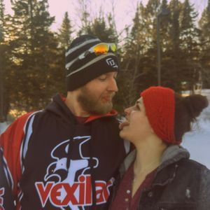 Meet your Posher, Holly