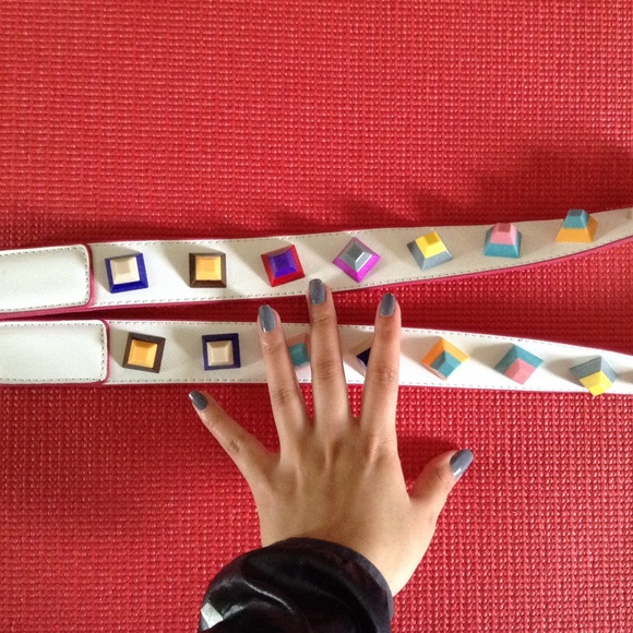 LAST ONE ! ! YOUR SUMMER  Accessory ! - Picture 4 of 4