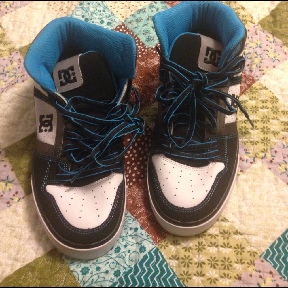 Men's dc shoes size 10