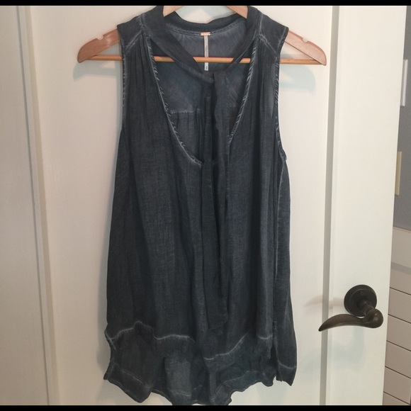 Free People denim blue colored tank - Picture 2 of 4