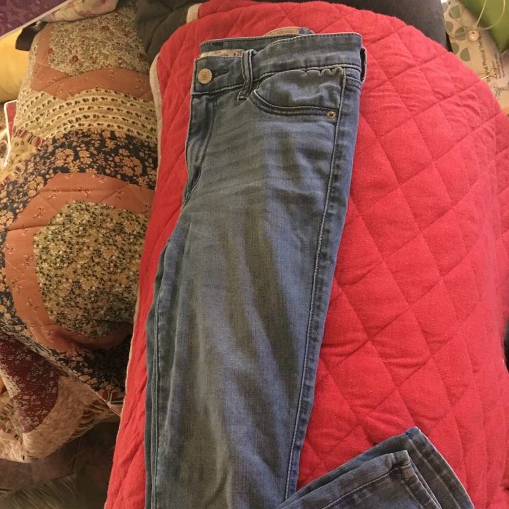 Abercrombie and Fitch light wash skinny jean