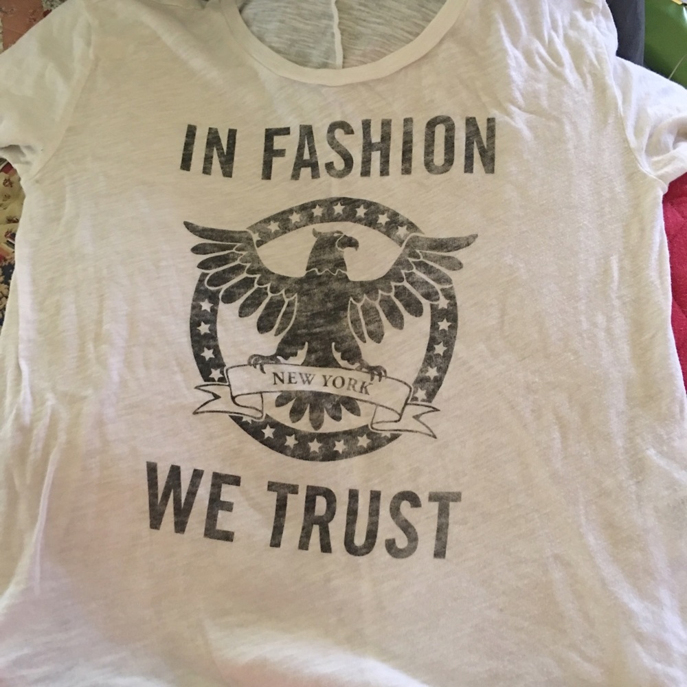 Abercrombie and Fitch short sleeve tee