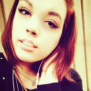 Meet your Posher, Caitlin