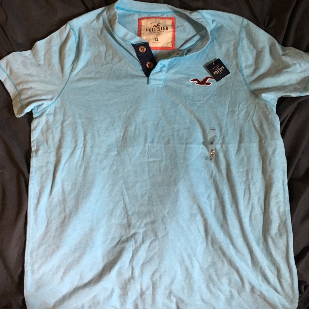 Boys hollister t shirt