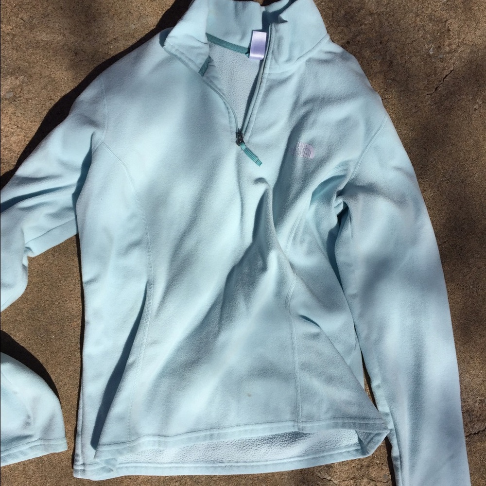 North face light weight pullover