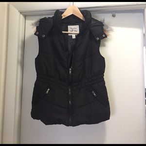 Slimming/flattering Black vest