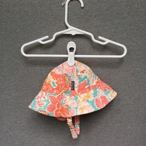 Patagonia reversible "Sunbucket" hat. 6-18 months