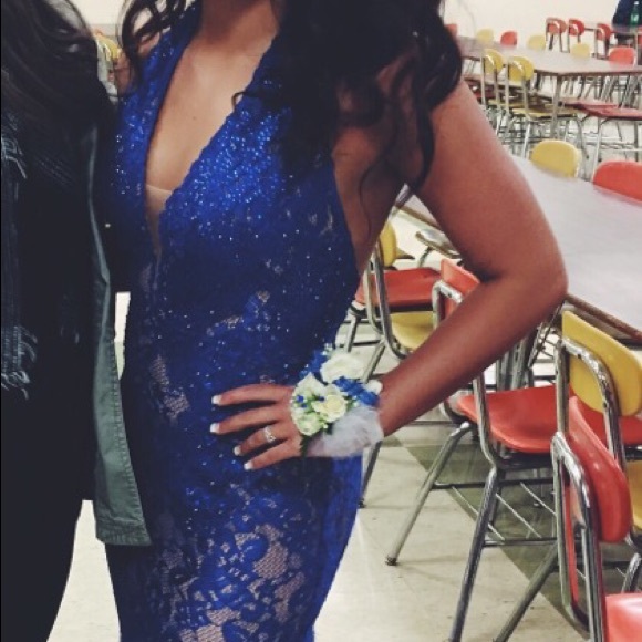 prom dress - Picture 2 of 4