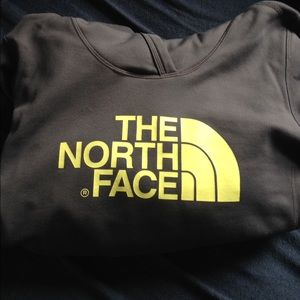 Cute Medium The North Face Hoodie 🥝