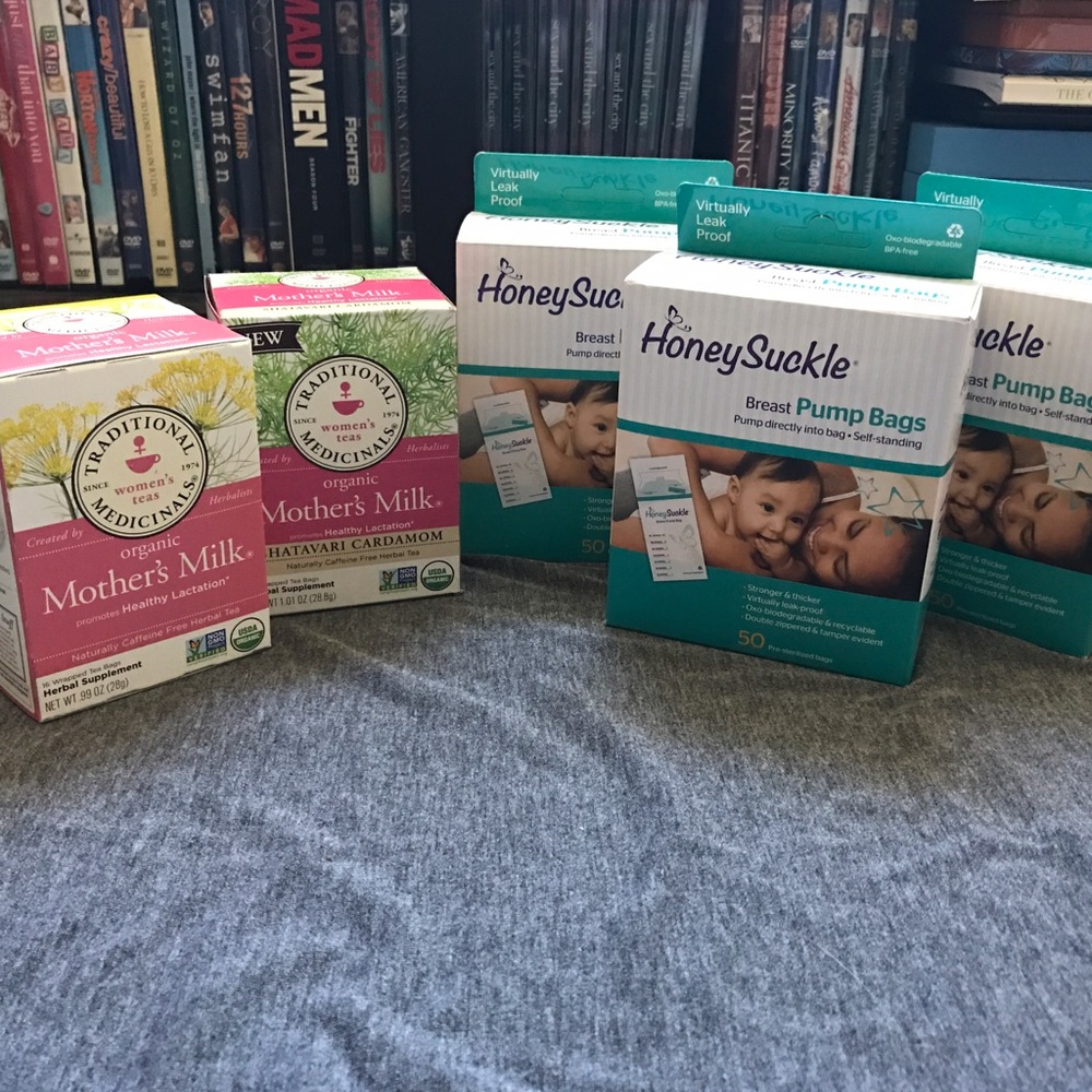💙Make me an offer!💙 Breastfeeding bundle