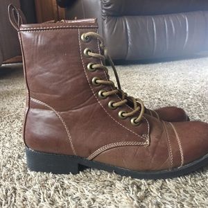 Bamboo brown combat style boots