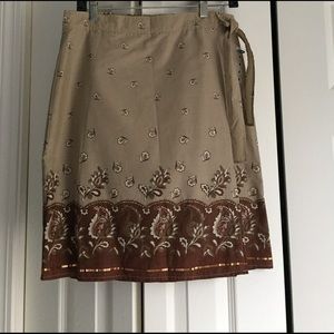 ⚡️FINAL PRICE⚡️Vintage wrap skirt size 4