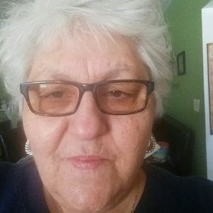 Meet your Posher, Dolores