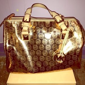 Micheal Kors Metallic Purse