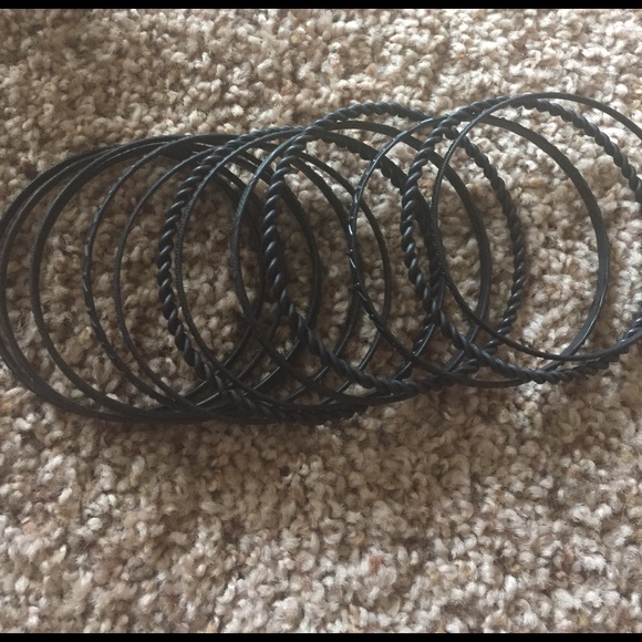 Bangles - Picture 1 of 2