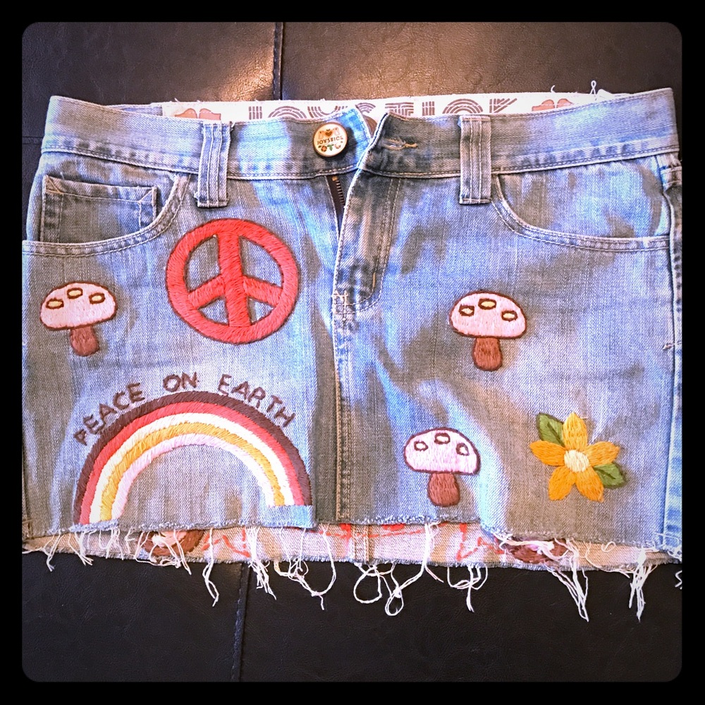 Joystick mini jean skirt