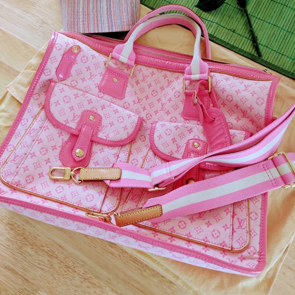 RESERVED DO NOT BUY Mary Kate Messenger Ltd Ed