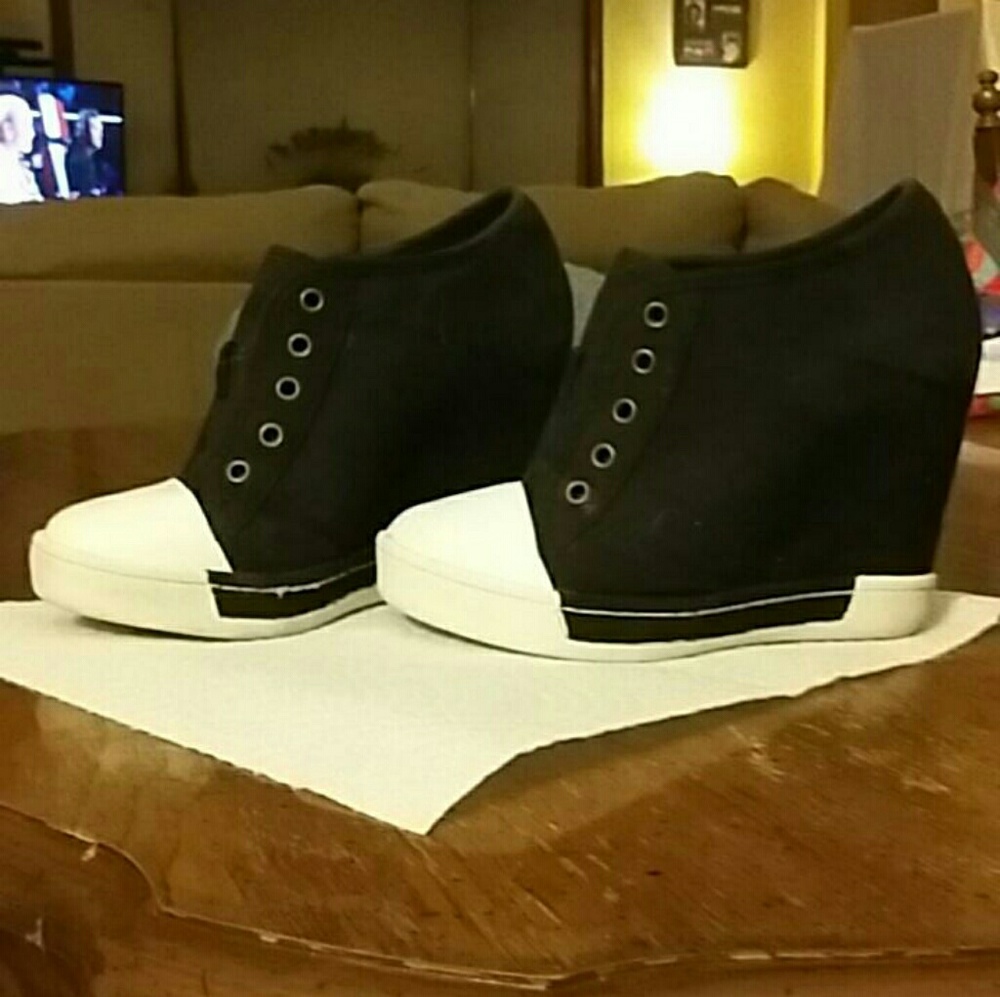 Any occasion cute wedges